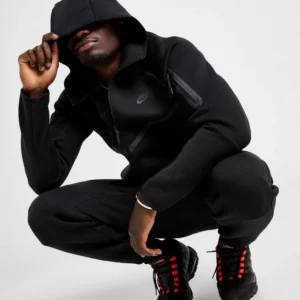 Nike conjunto con capucha Tech Fleece Zip